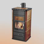 Termostufa a legna Klover Belvedere 30 con vetro frontale e pannello di controllo, design elegante e funzione di riscaldamento efficiente.