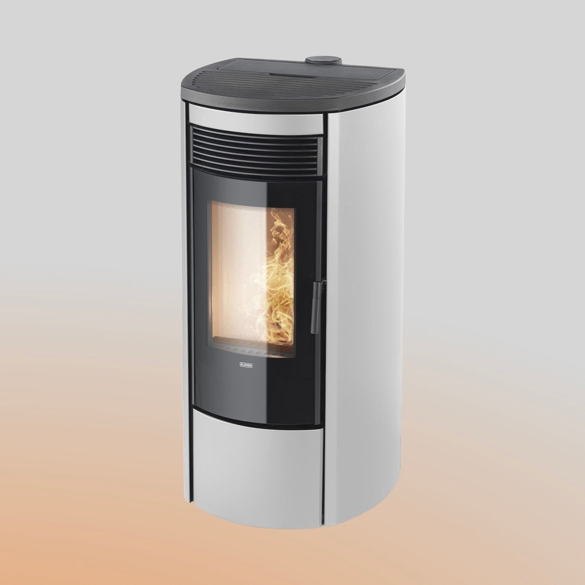 Stufa a pellet Klover Omega 120s AIR con pannello di controllo e uscita fumi in vista, dettagli del design e materiali.