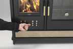 Stufa a legna Klover Star 90 Country con vetro frontale e finiture in acciaio, ideale per riscaldamento domestico.