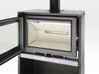 Stufa a legna Klover Venus con porta in vetro e design elegante, ideale per riscaldare ambienti domestici.
