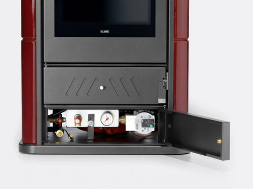 Termostufa a legna Klover Belvedere 30s in acciaio con vetro frontale per visione del fuoco, design moderno e funzionale.