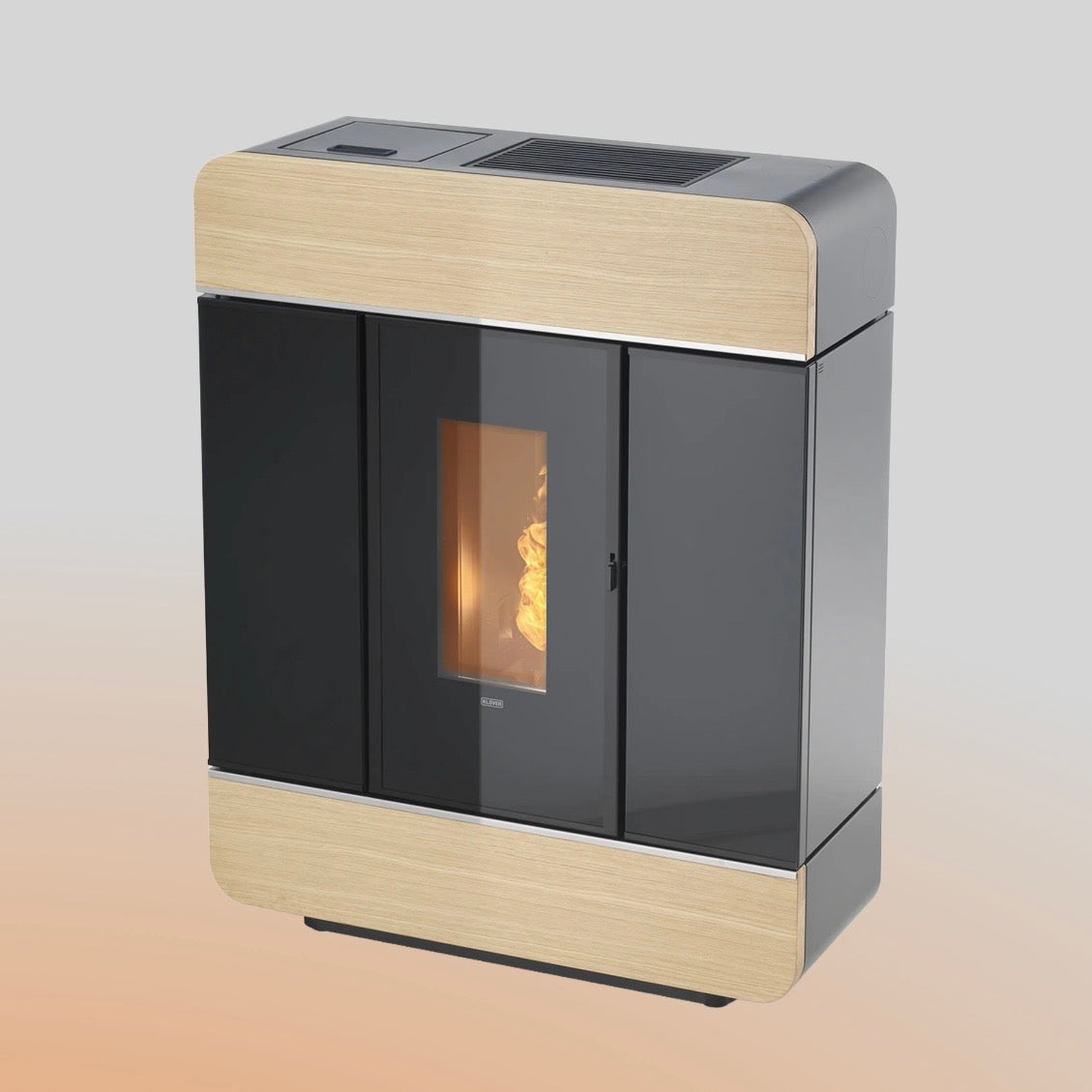 Termostufa a pellet Klover Diva Slim Wood con finitura in legno, design compatto e moderno per riscaldamento efficiente