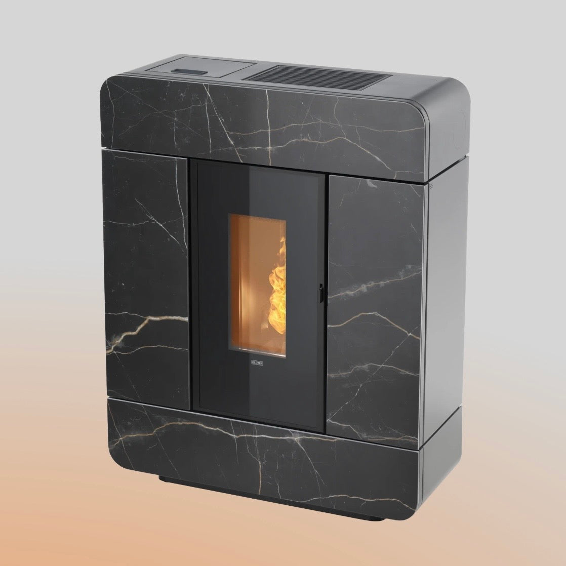 Termostufa a pellet Klover Diva Slim Gres con design moderno e finitura grigia, vista frontale con porta e pannello di controllo.
