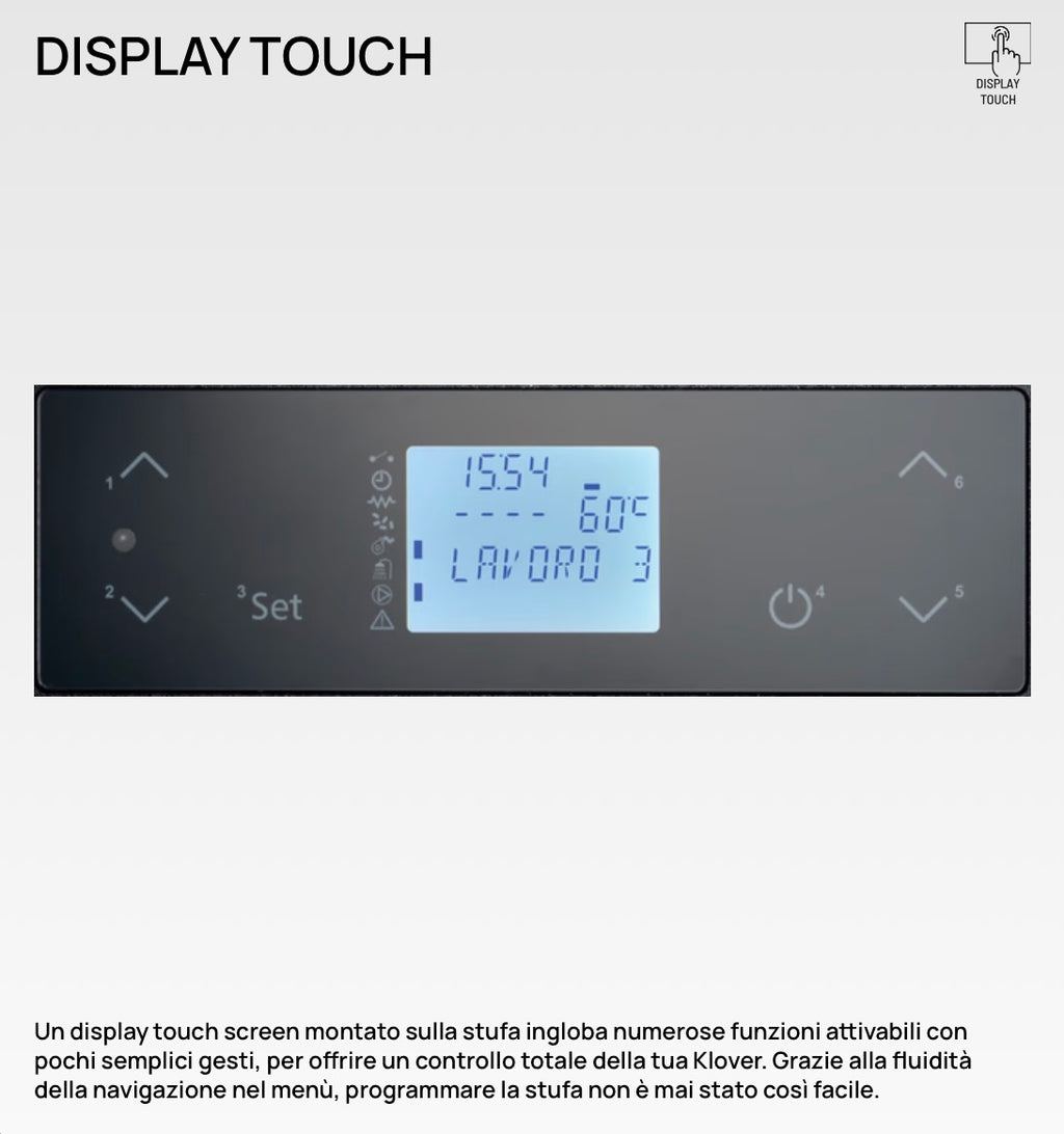 Stufa ibrida Bi-Fire Mid 17 di Klover con display digitale e porta in vetro, combinazione di legna e pellet per riscaldamento efficiente.