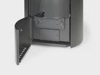 Stufa a pellet Klover Super 7s Air Quattro con display digitale e design moderno, vista frontale dell'apparecchio.
