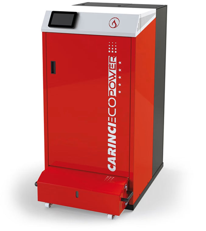 Caldaia a pellet Carinci Eco Power Self Cleaning con pannello di controllo e tubo di scarico, in ambiente domestico.