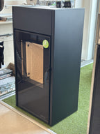 Stufa a legna Dielle Stufe Ghibli Wood Steel Nero con struttura in acciaio nero, visibile in primo piano nell'immagine