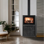 Stufa a legna Klover Venus Plus con porta in vetro e design moderno, ideale per riscaldare con stile.