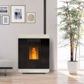 Stufa a pellet Klover Diva Air con design moderno e display digitale, visibile in immagine.