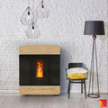 Termostufa a pellet Klover Diva Slim Wood con design elegante e finiture in legno naturale, vista frontale.