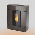 Termostufa a pellet Klover Klio Slim 120S con design compatto e moderno, vista frontale con pannello di controllo.