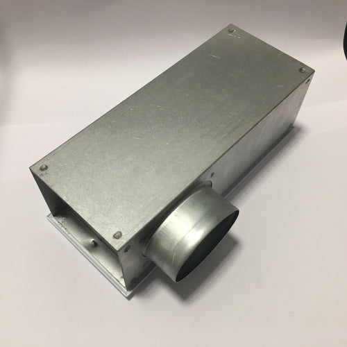 Bocchetta Piazzetta con raccordo inferiore, accessori e ricambi per stufe e camini, in ferro resistente.