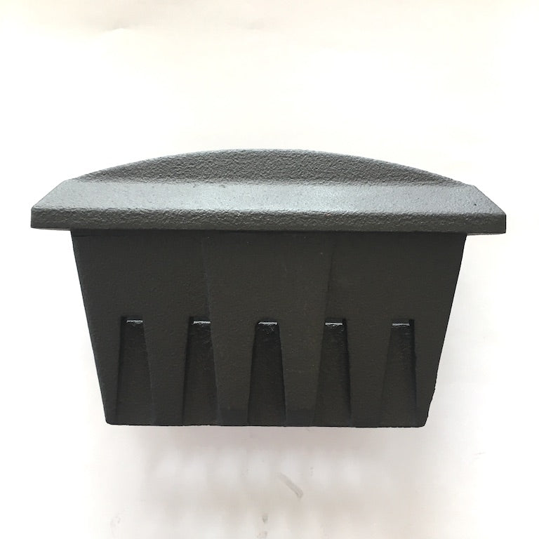 Braciere grande Piazzetta, accessori e ricambi in metallo per caminetti e stufe, con dettagli visibili e design robusto