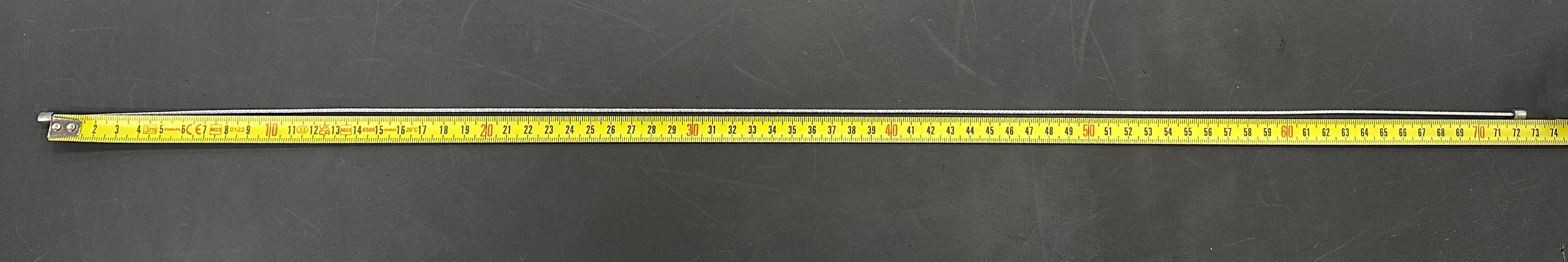 Cordino Piazzetta da 730mm, accessori e ricambi per caldaie e stufe, in materiale resistente, visibile in immagine.