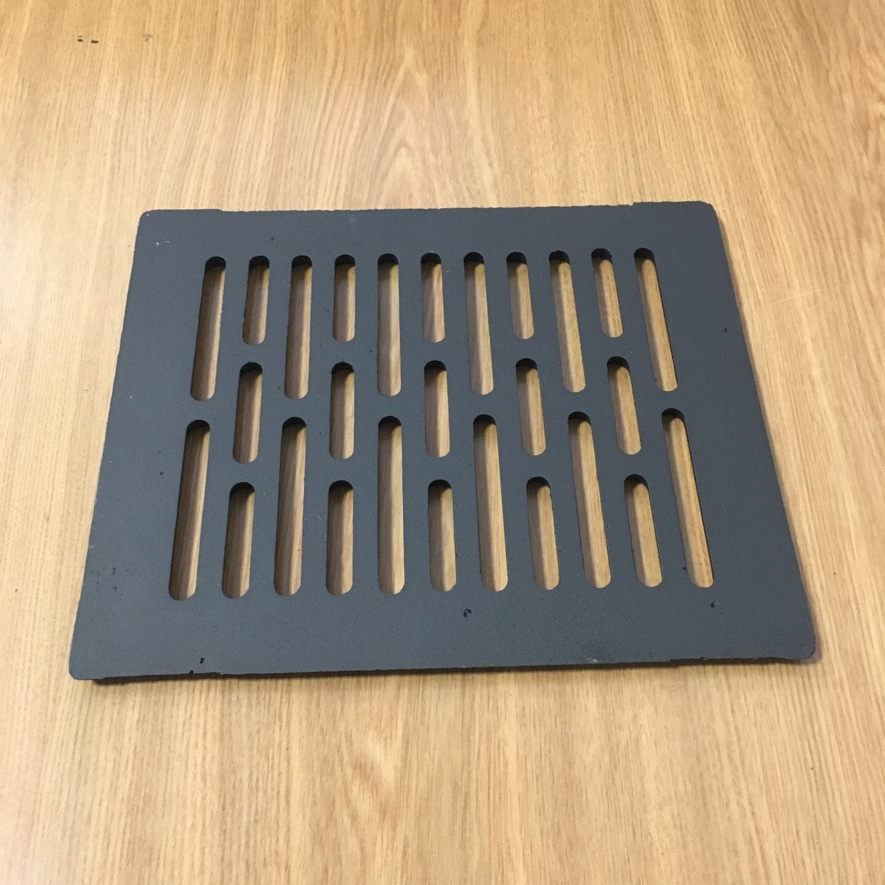 Griglia per camino Piazzetta MA, accessori e ricambi in acciaio, con design resistente e funzionale per caminetti Piazzetta.