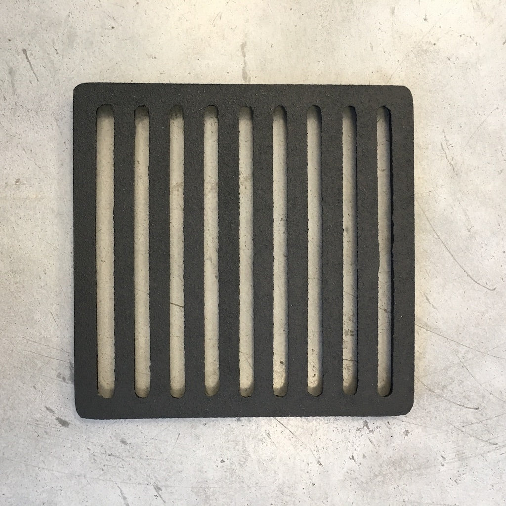 Griglia Piazzetta 20x20 in acciaio, accessori e ricambi per cucine a legna, marca Piazzetta, visibile in primo piano