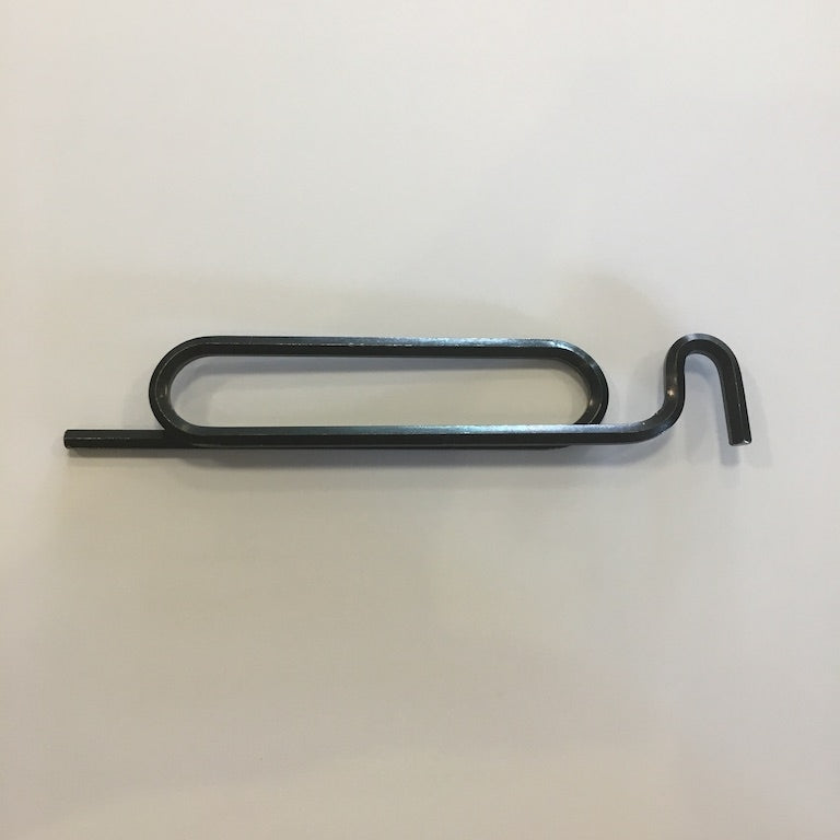 Maniglia per caminetti Piazzetta, accessori e ricambi, con manico in metallo e design pratico per aperture e chiusure.