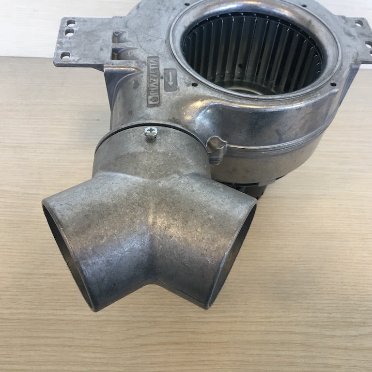 Raccordo a Y Piazzetta per ventilatore Multifuoco System, accessori e ricambi per sistemi di riscaldamento.