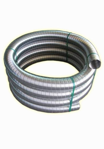 Tubo flessibile in alluminio Piazzetta per accessori e ricambi, mostrato in dettaglio con raccordi e superficie liscia