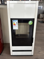 Stufa a legna Piazzetta E 928 Bianca con design elegante e finiture bianche, visibile dall'immagine.