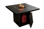 Caminetto a gas Planika Square Table con design moderno e struttura quadrata, ideale per ambienti eleganti.