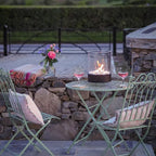 Soprammobile a bioetanolo Planika Chantico Glassfire con base in vetro e fiamma visibile, design moderno e elegante.
