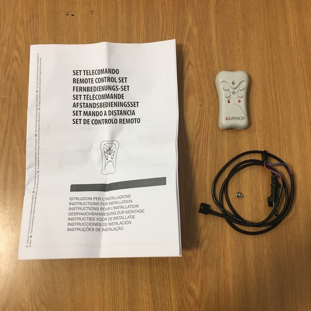 Kit telecomando per stufe Superior, accessori e ricambi, con pulsanti e display, compatibile con diverse stufe Superior.